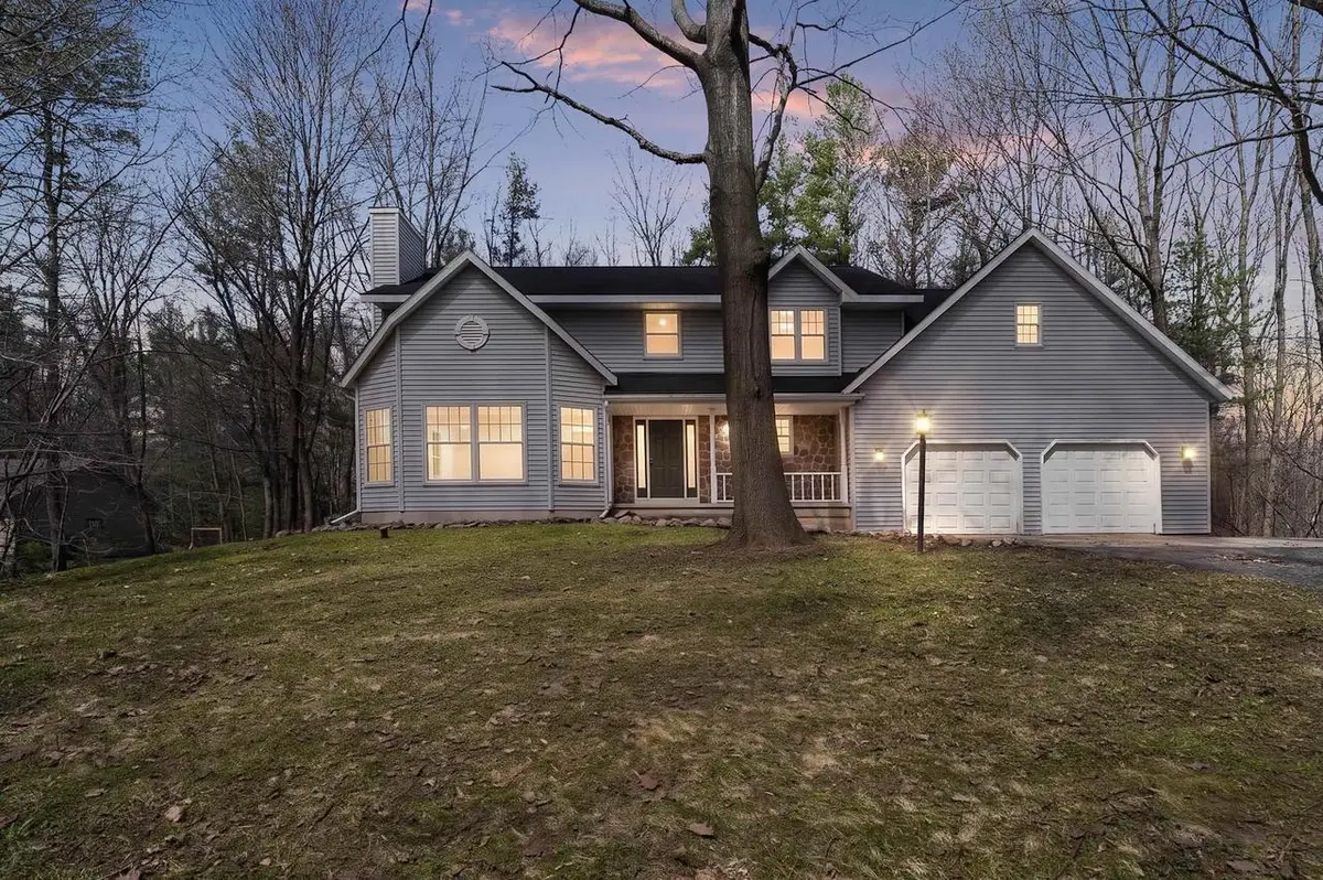 3030 BIG TIMBER CIRCLE, Green Bay, WI 54313 - #1