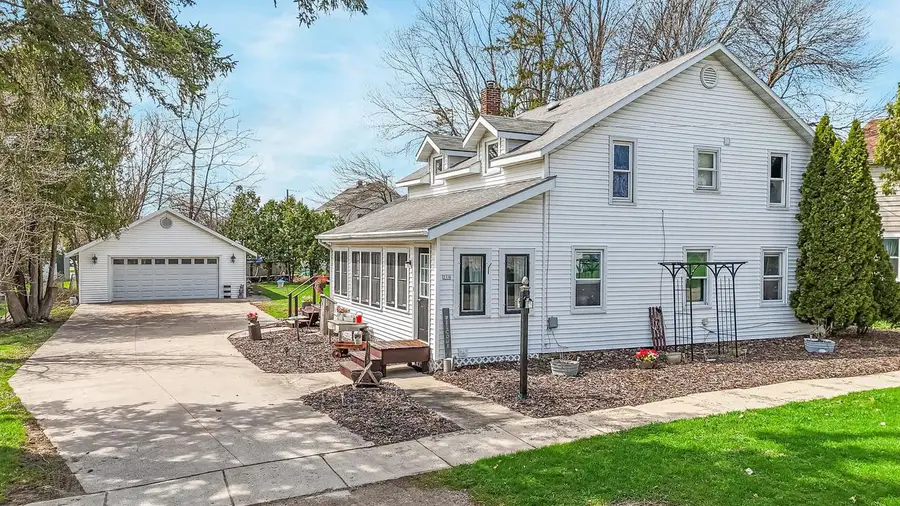 210 S 4TH STREET, Winneconne, WI 54986 - #3