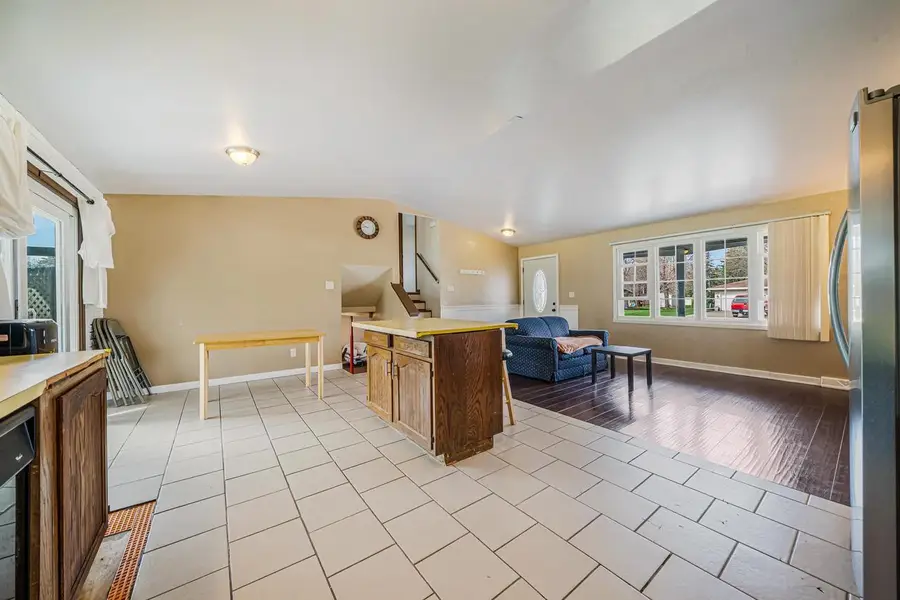 727 DAWN COURT, Neenah, WI 54956 - #2