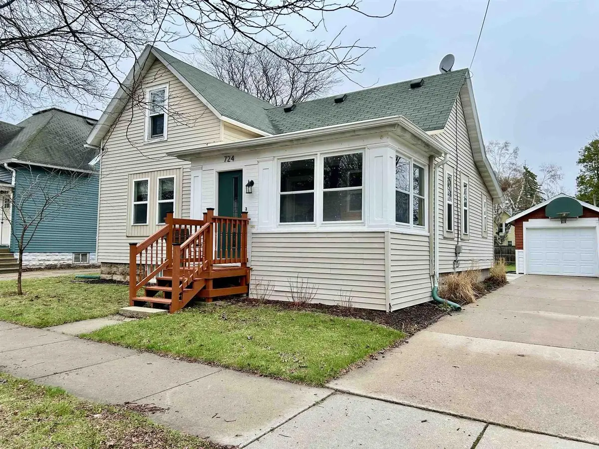 724 W OKLAHOMA STREET, Appleton, WI 54915 - #1