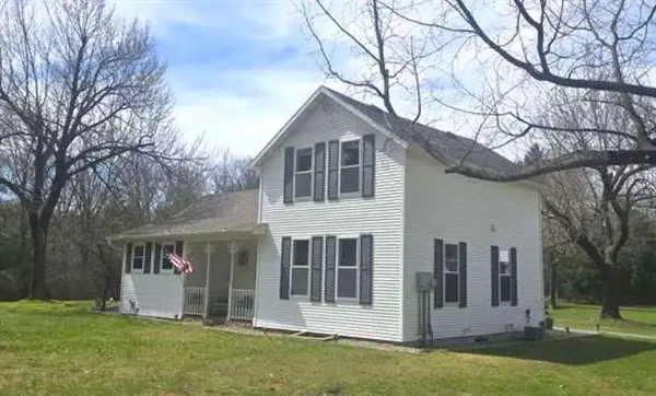 N4869 COUNTY ROAD WW, Wild Rose, WI 54984