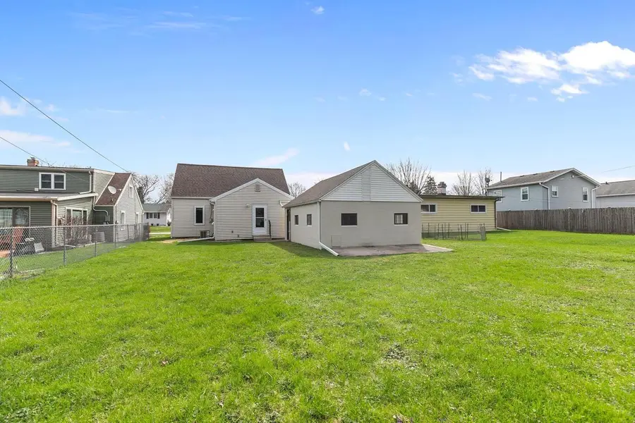 2333 ASHLAND STREET, Oshkosh, WI 54901 - #2