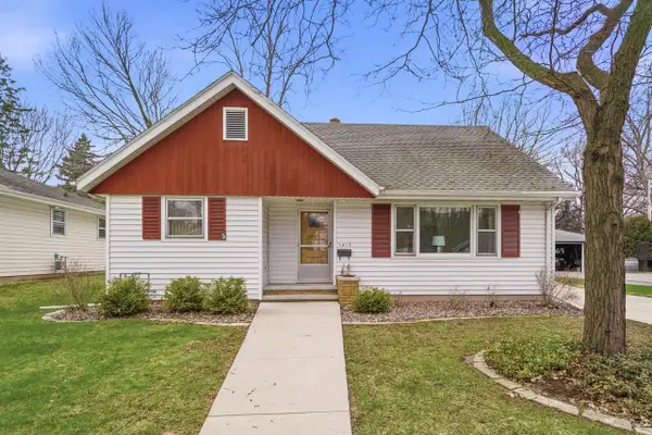 1613 S TELULAH AVENUE, Appleton, WI 54915