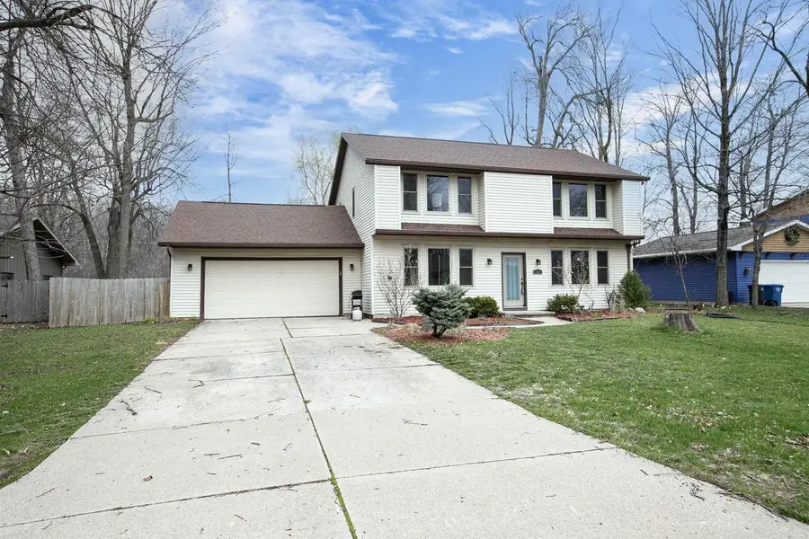 720 INDIANWOOD COURT, Neenah, WI 54956 - #2