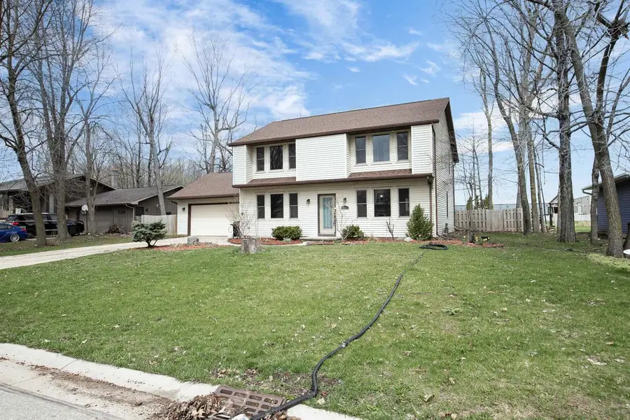 720 INDIANWOOD COURT, Neenah, WI 54956 - #3