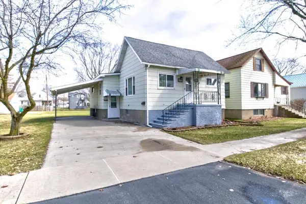 422 ELIZABETH AVENUE, Marinette, WI 54143