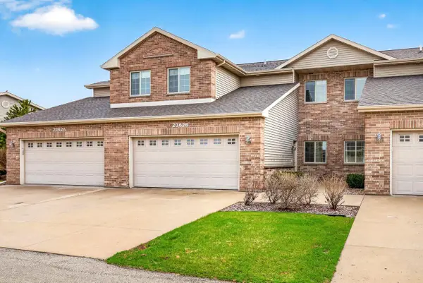 2362 PLANK CIRCLE  #B, Appleton, WI 54915