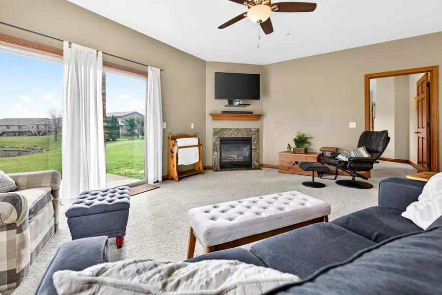 2362 PLANK CIRCLE  #B, Appleton, WI 54915 - #2