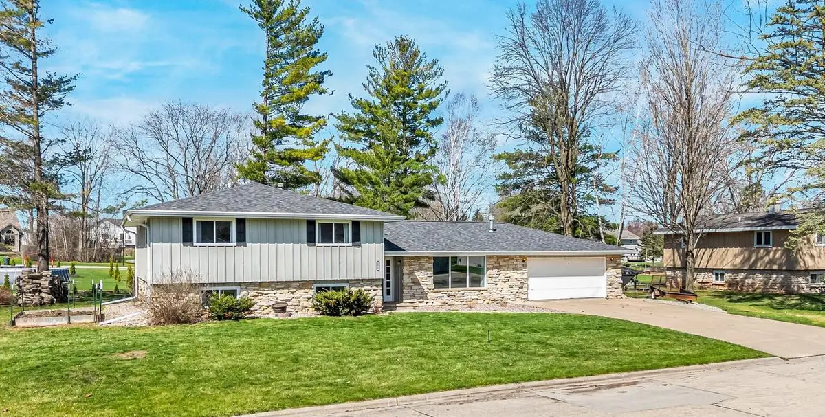 1835 DEXTER STREET, New London, WI 54961 - #1