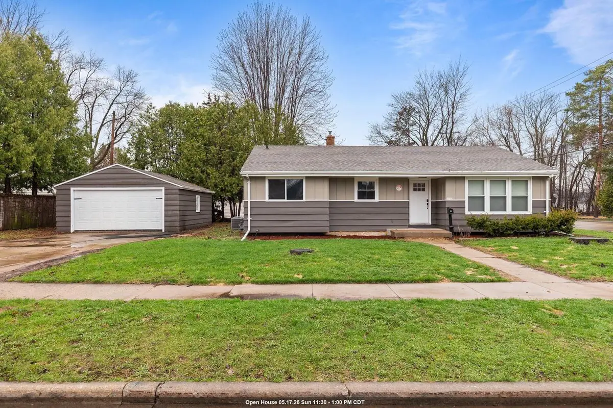 2007 S GLADYS AVENUE, Appleton, WI 54915 - #1