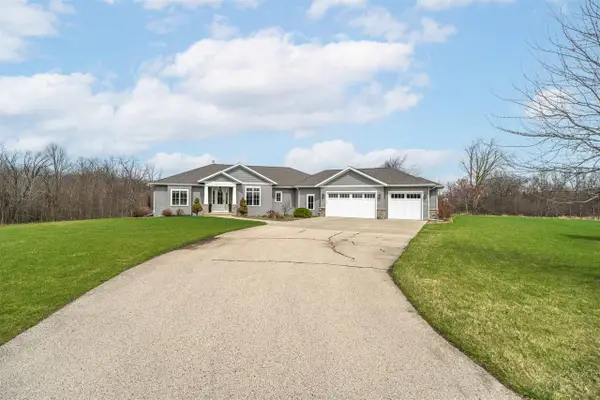 W3869 GARDEN DRIVE, Eden, WI 53019