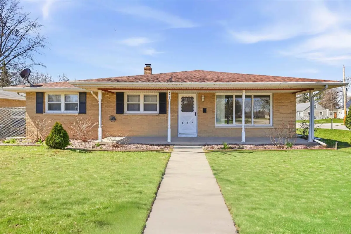 831 N DANZ AVENUE, Green Bay, WI 54302 - #1