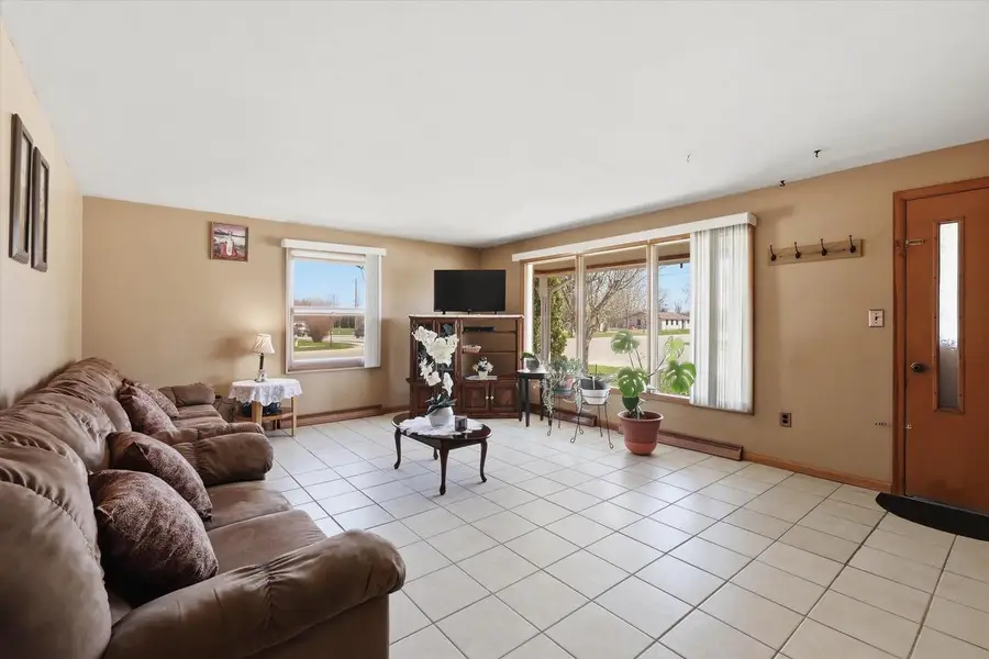 831 N DANZ AVENUE, Green Bay, WI 54302 - #2