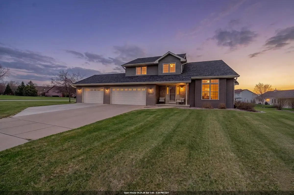 2061 W HIGGINS, De Pere, WI 54115 - #1