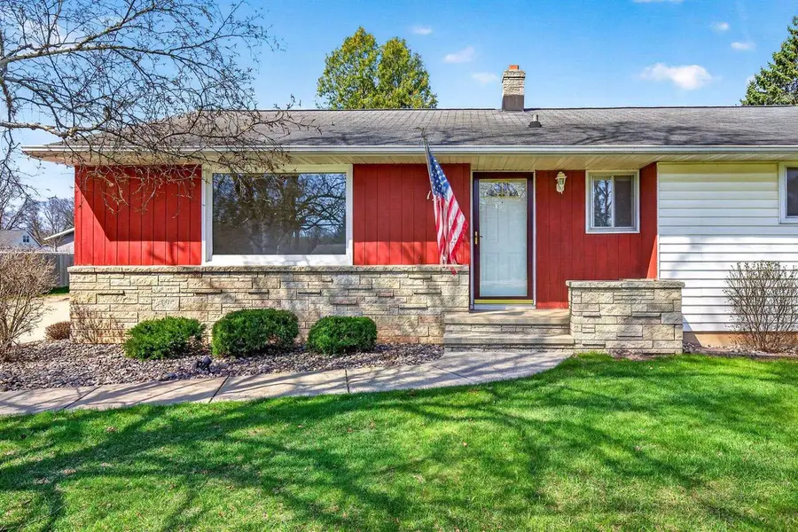 1276 IRISH ROAD, Neenah, WI 54956 - #3