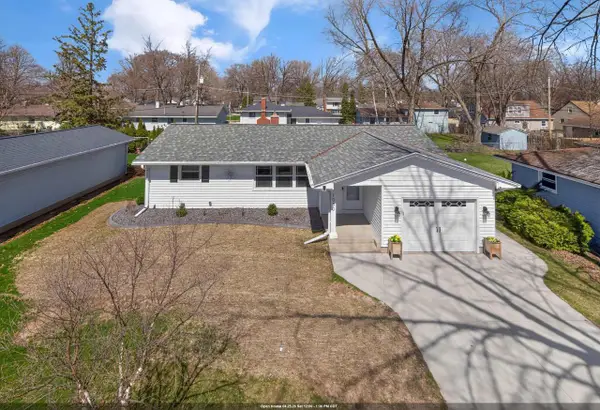 1080 THORNDALE STREET, Green Bay, WI 54304