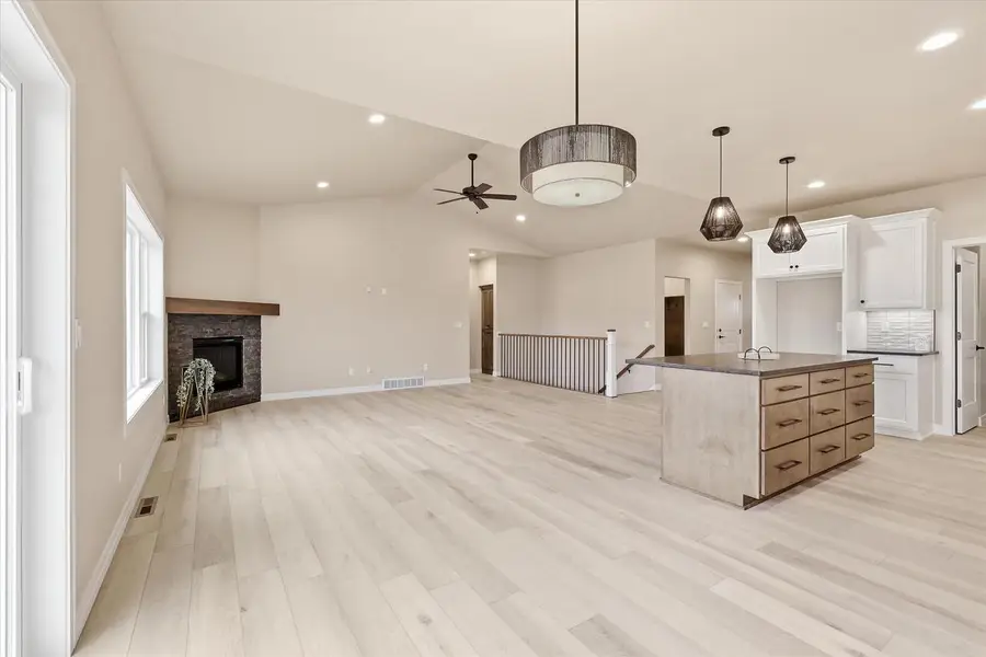 1280 AUTUMN FIELD LANE, De Pere, WI 54115 - #3