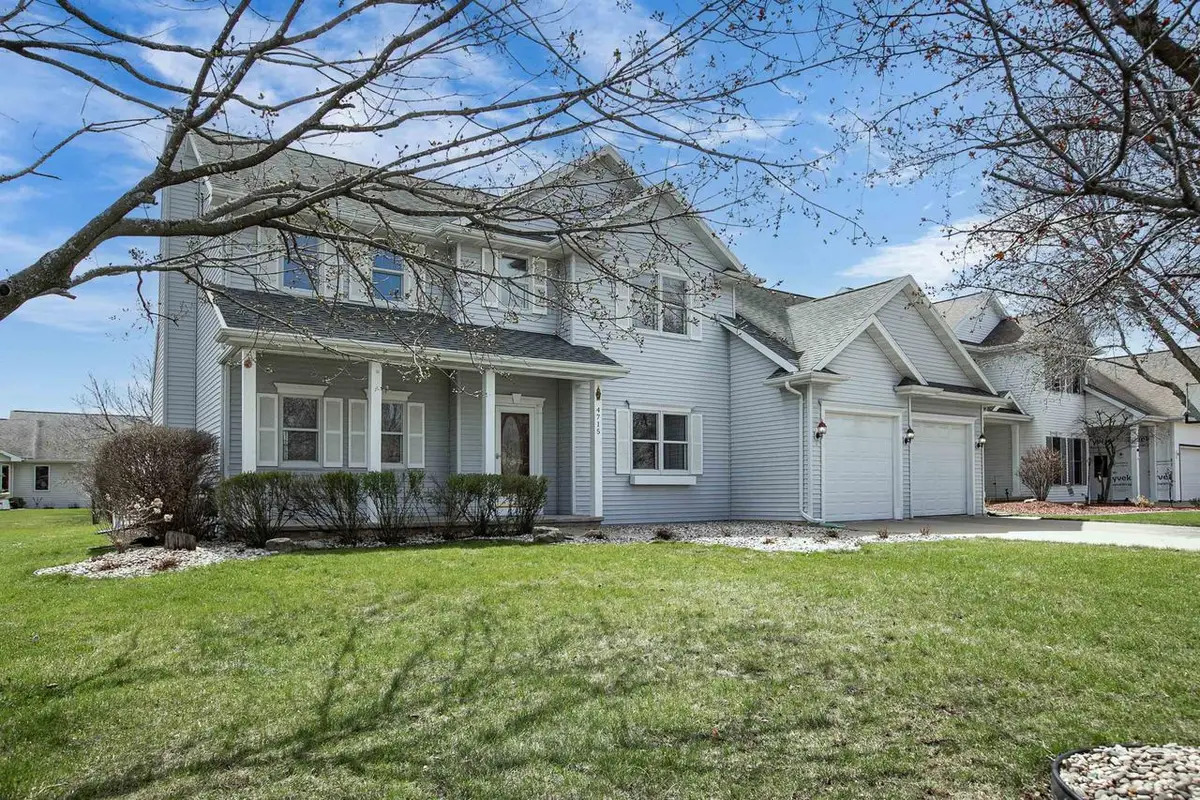 4715 W GRAND MEADOWS DRIVE, Appleton, WI 54914 - #1