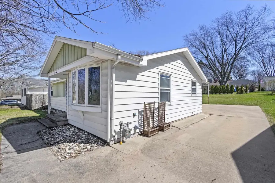 260 N DANZ AVENUE, Green Bay, WI 54302 - #2