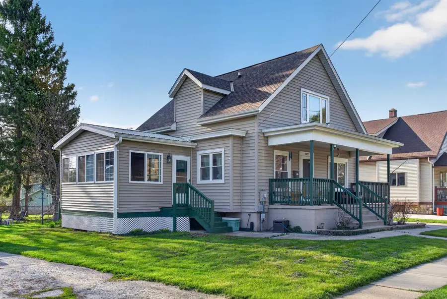 1012 LABAREE STREET, Watertown, WI 53098 - #2