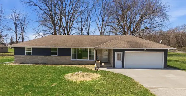 N8893 COUNTY N, Menasha, WI 54952
