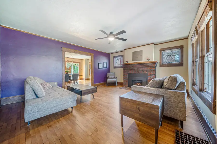 1009 NICOLET BOULEVARD, Neenah, WI 54956 - #3
