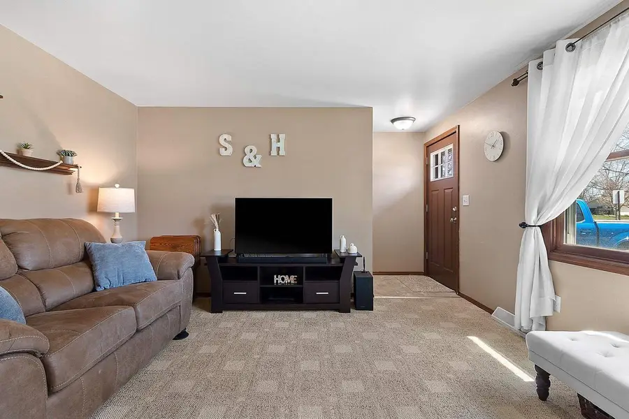 2589 VAN BEEK ROAD, Green Bay, WI 54311 - #2