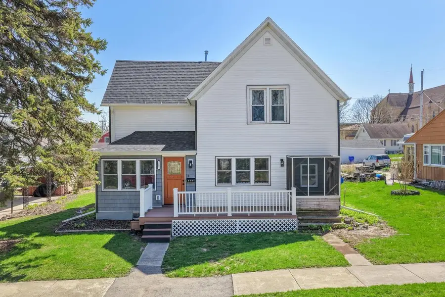 105 W 6TH STREET, Kaukauna, WI 54130 - #2