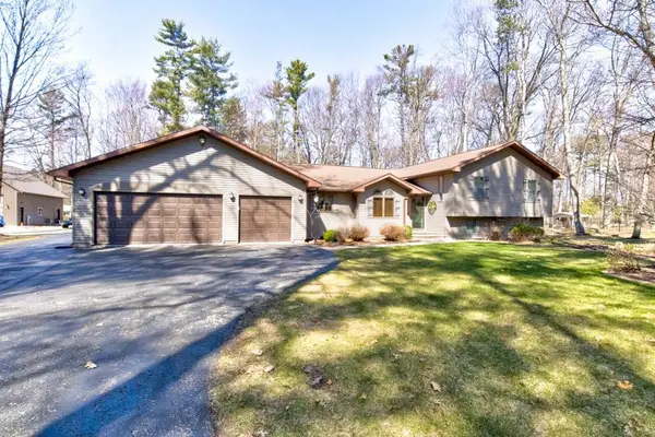 N3053 WOODLAND ROAD, Marinette, WI 54143