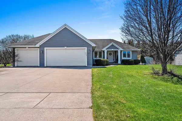 2190 DALY DRIVE, Green Bay, WI 54311