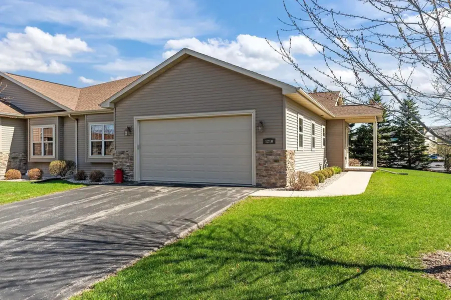 1210 CAMERON CIRCLE, Neenah, WI 54956 - #2