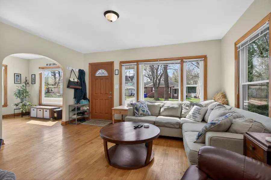 106 W PARKWAY BOULEVARD, Appleton, WI 54911 - #2