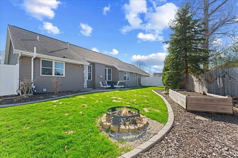 2101 TENMILE DRIVE, De Pere, WI 54115 - #3