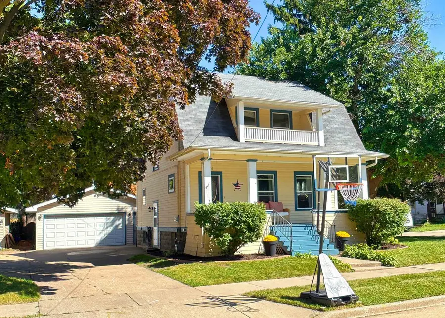 1102 MT VERNON STREET, Oshkosh, WI 54901 - #2