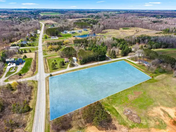 SCHOOL LANE, Green Bay, WI 54313