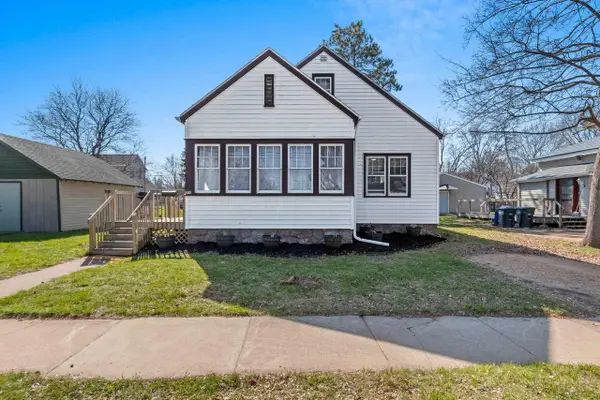 215 S UNION STREET, Shawano, WI 54166