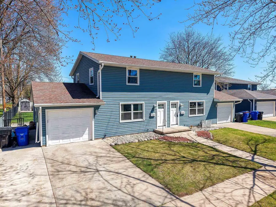 1410 N OUTAGAMIE STREET, Appleton, WI 54914 - #2
