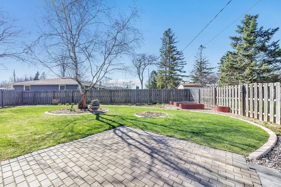 916 CHANTEL STREET, Green Bay, WI 54304 - #3