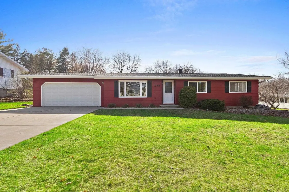 1355 E ZINGLER AVENUE, Shawano, WI 54166 - #1