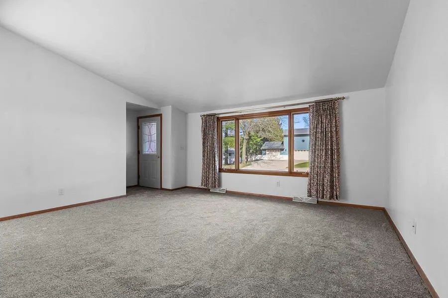 1355 E ZINGLER AVENUE, Shawano, WI 54166 - #3