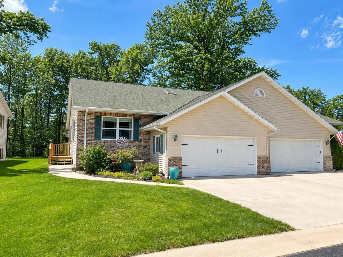 482 PARK PLACE, Kewaskum, WI 53040 - #1