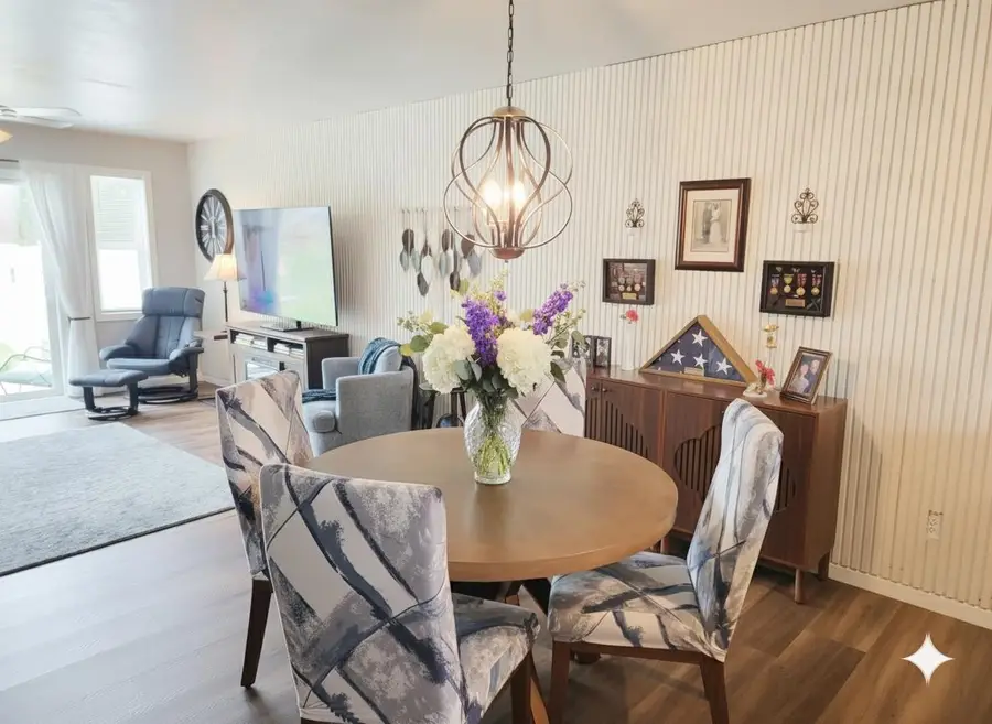 2125 ABBEY ROAD, New London, WI 54961 - #2