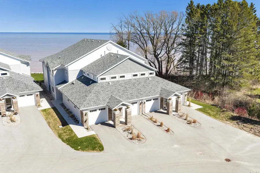 2622 LAKE STREET, Algoma, WI 54201 - #3