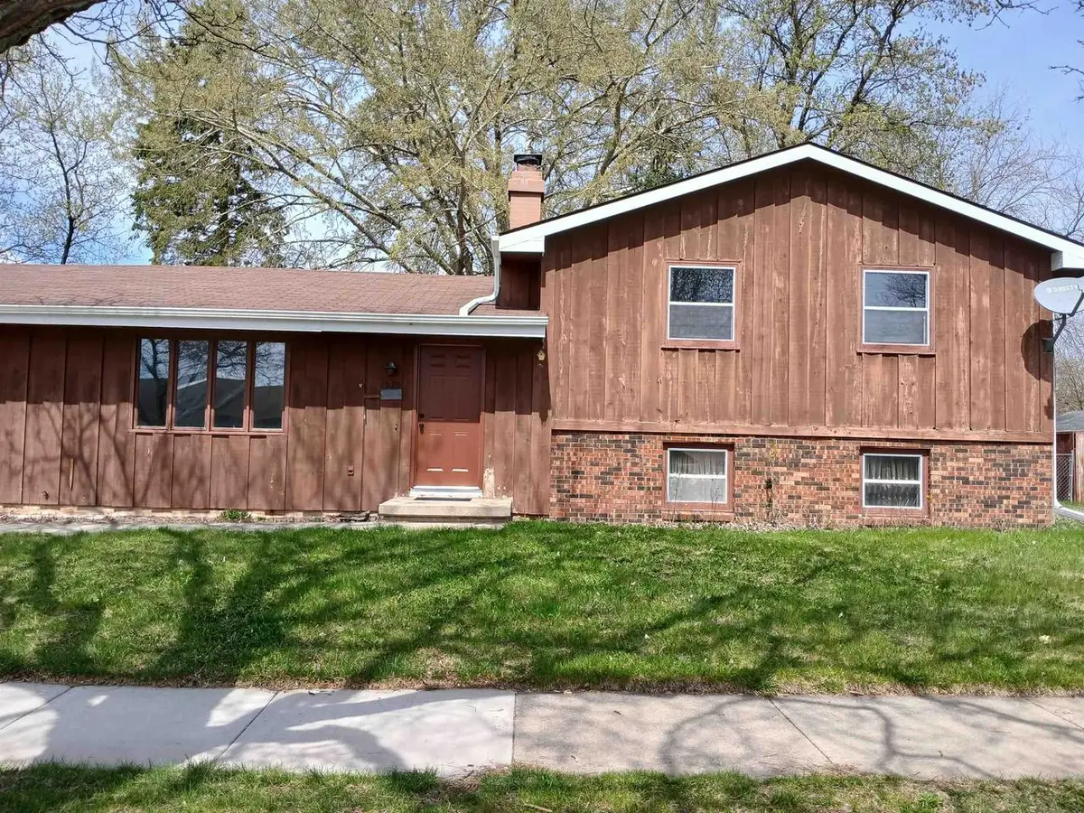 1220 E ROELAND AVENUE, Appleton, WI 54915 - #1