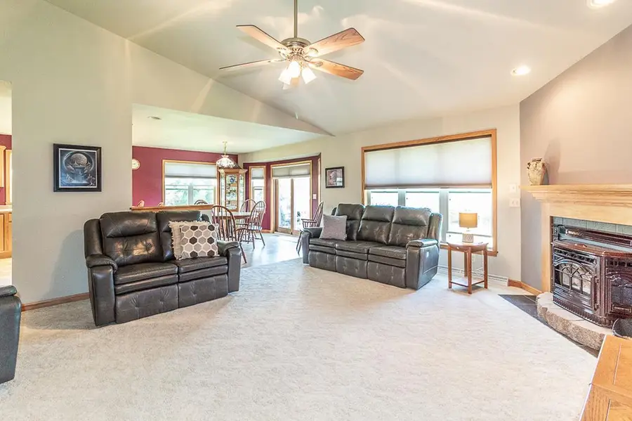 E7420 STAGE ROAD, New London, WI 54961 - #2