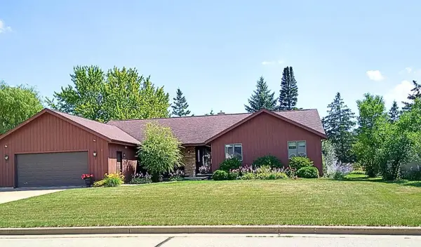 4715 PERIWINKLE COURT, Appleton, WI 54914