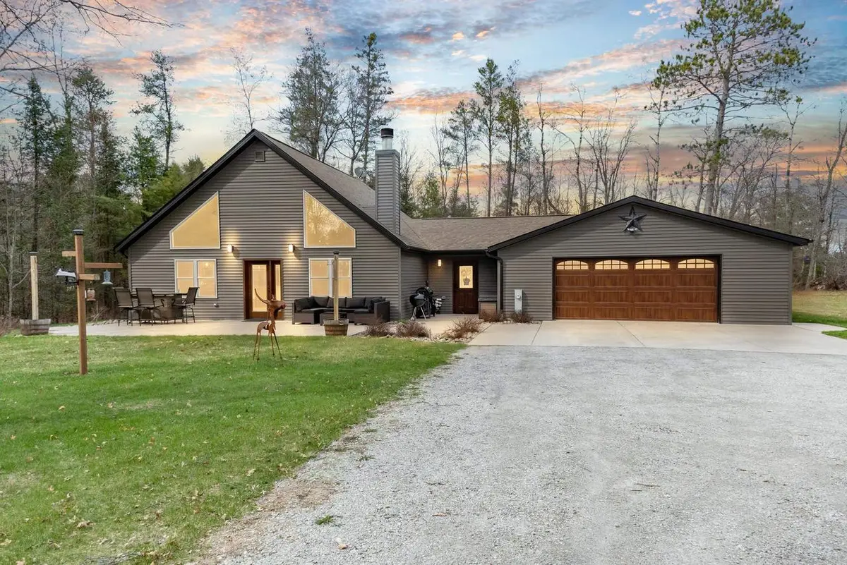 W10556 FOX LANE, Crivitz, WI 54114 - #1