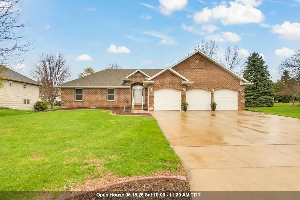 702 MARCKS COURT, Luxemburg, WI 54217 - #1