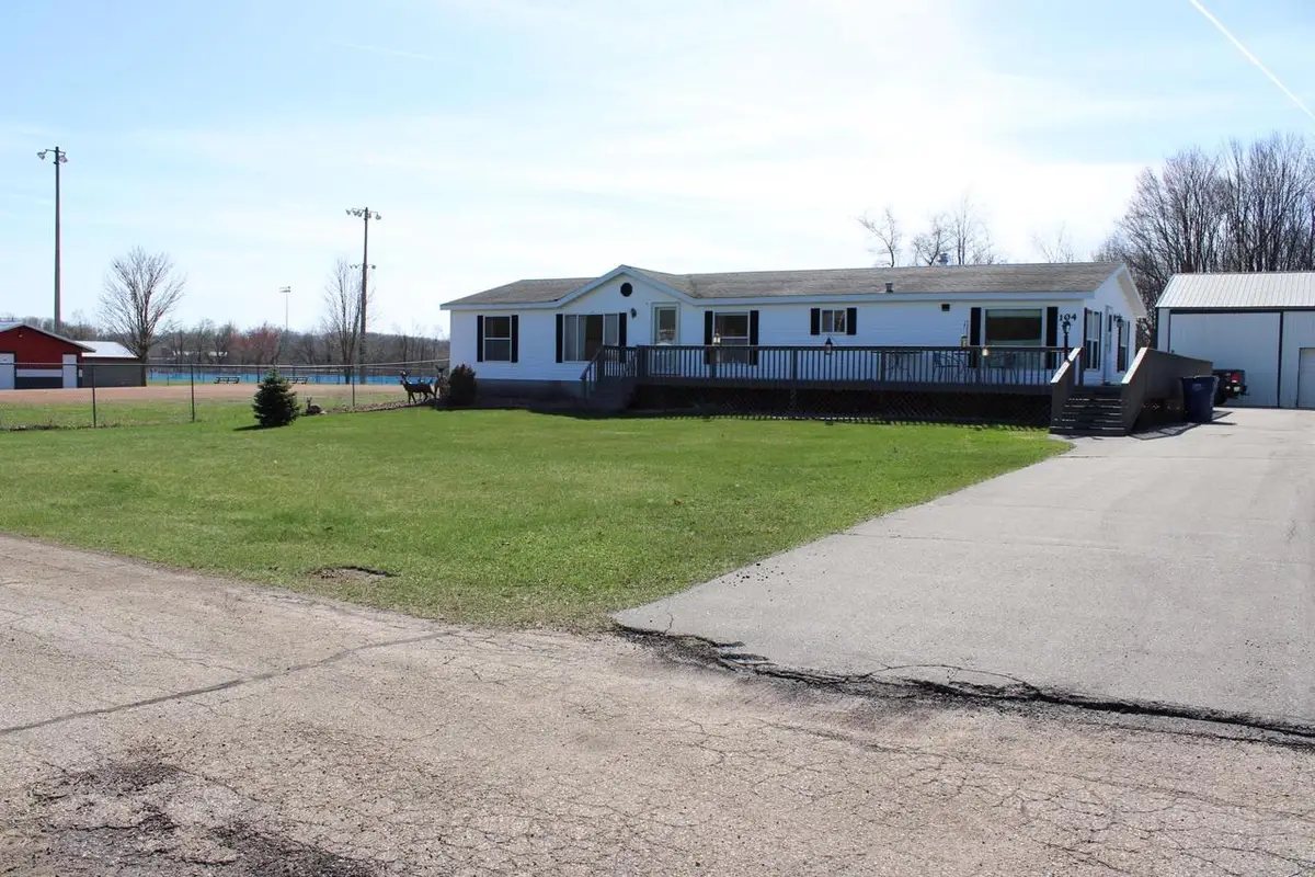104 N ALMON STREET, Bowler, WI 54416 - #1