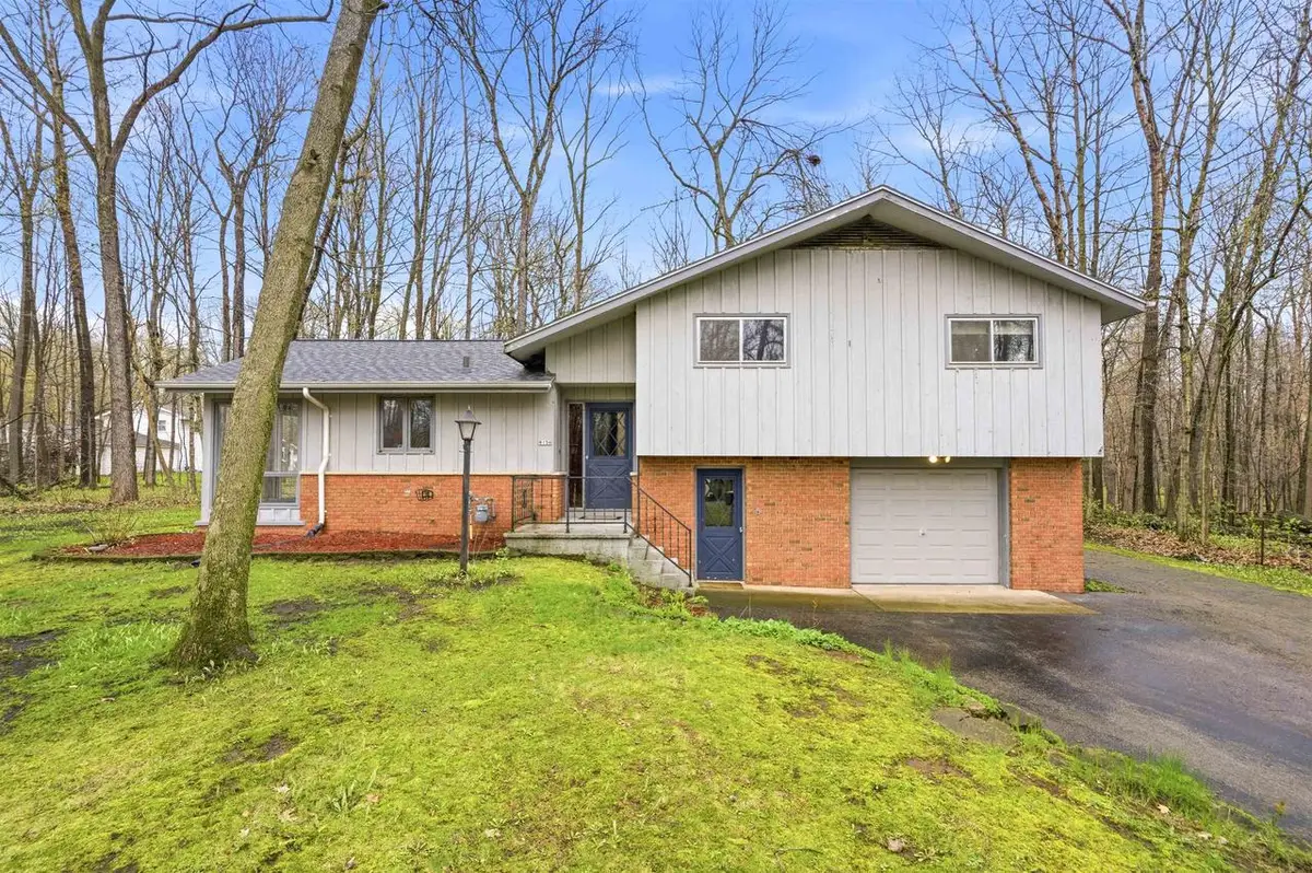 9156 CENTER ROAD, Neenah, WI 54956 - #1
